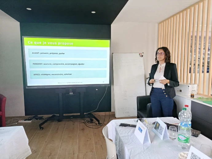 Julie LEOPOLD lors de l'atelier "comment intégrer le handicap dans l'entreprise"